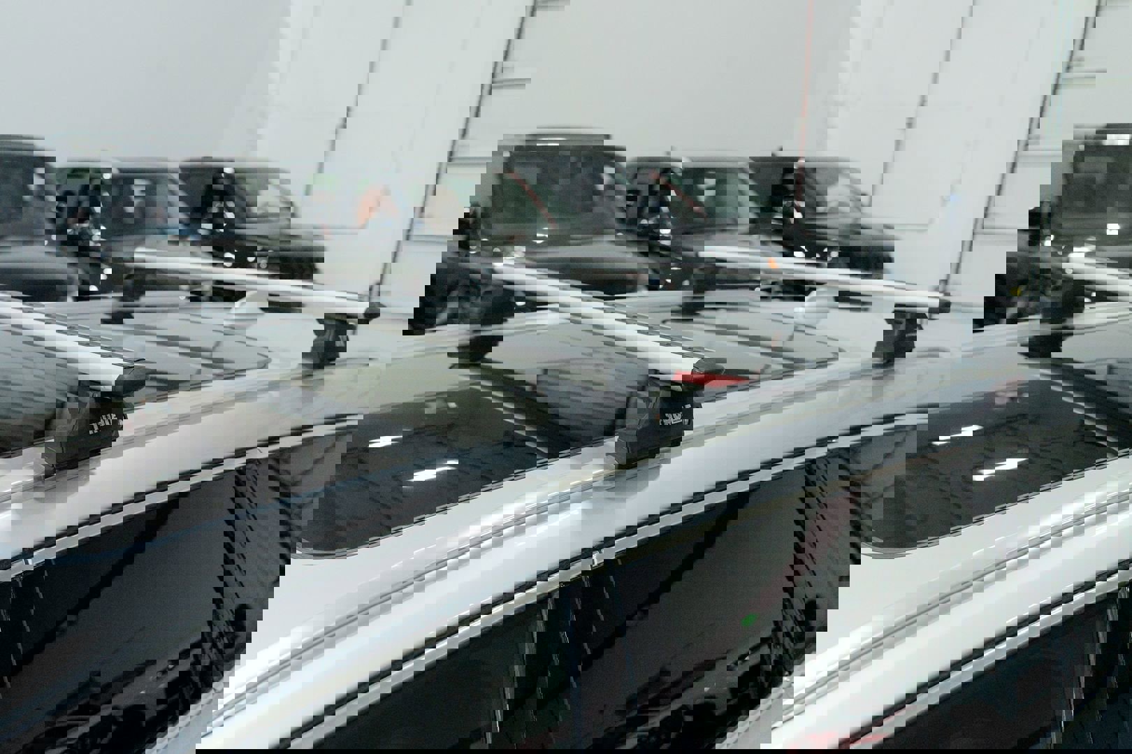 Used 2019 Volvo V90 T5 R-Design w/ Protection Package Premier image 16