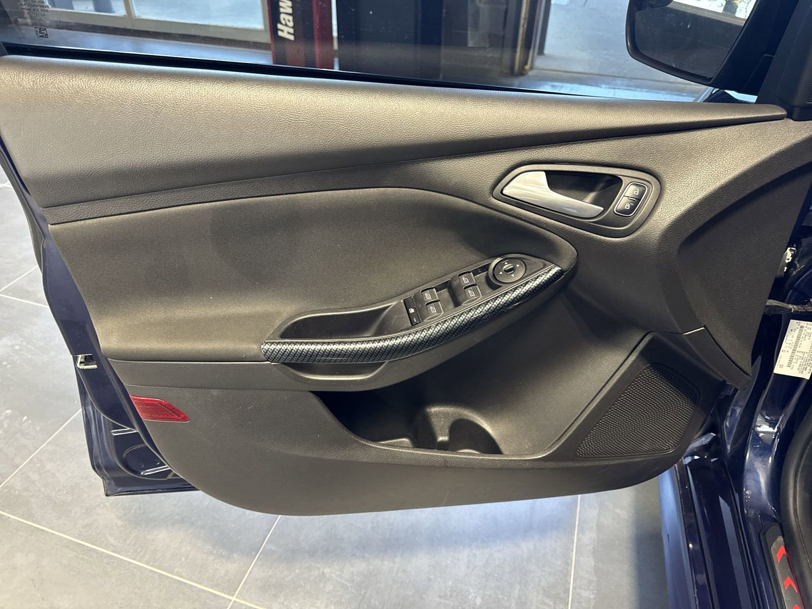 Used 2016 Ford Focus ST image 24