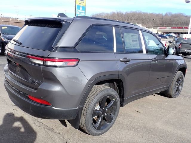 New 2025 Jeep Grand Cherokee Limited w/ Black Appearance Package image 7