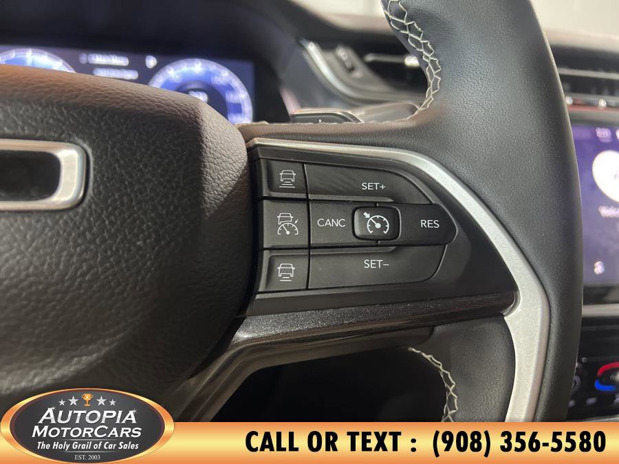 Used 2022 Jeep Grand Cherokee L Laredo w/ Luxury Tech Group I AWD/4WD image 27