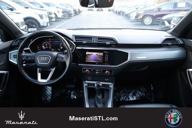 Used 2022 Audi Q3 2.0T Premium image 12