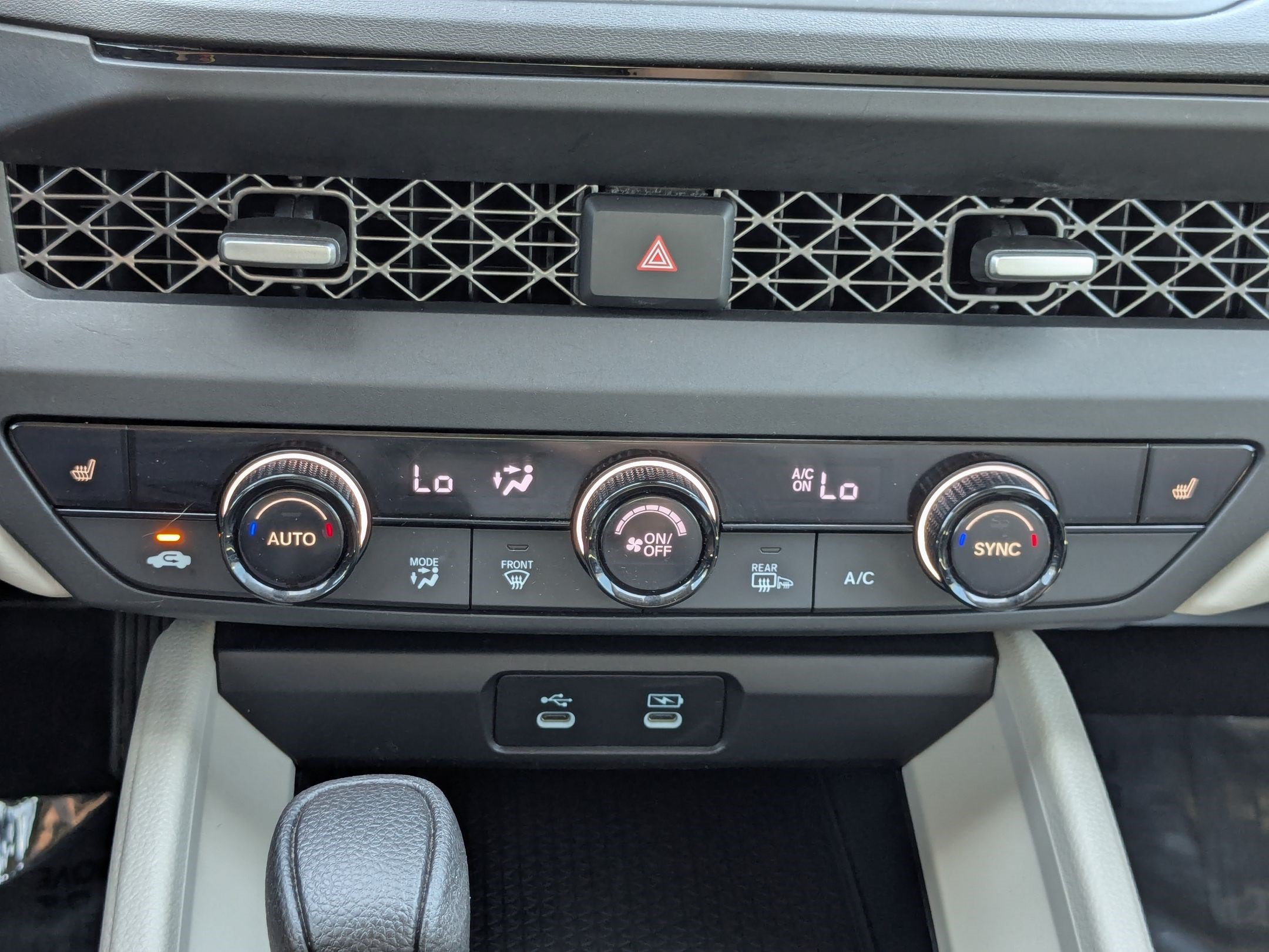 Used 2025 Honda Accord SE image 27