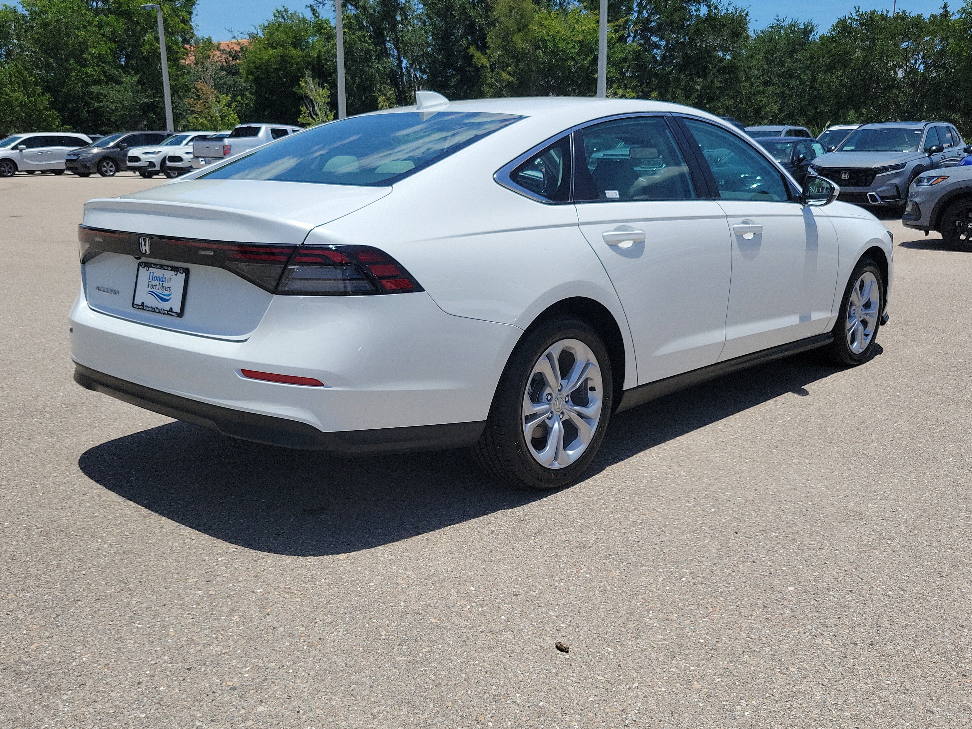 Used 2025 Honda Accord LX image 6