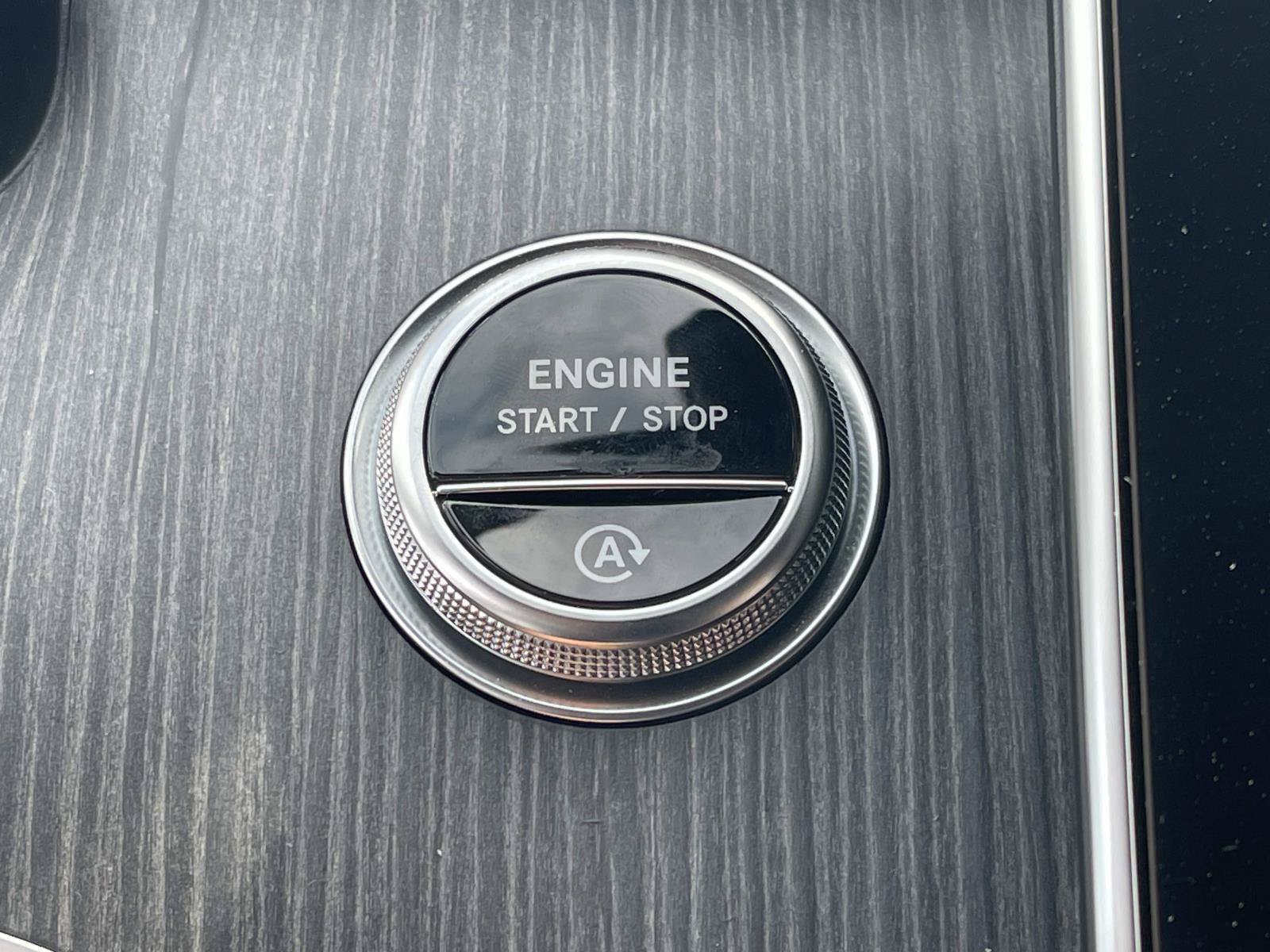 Certified 2024 Mercedes-Benz CLE 300 4MATIC Coupe image 31