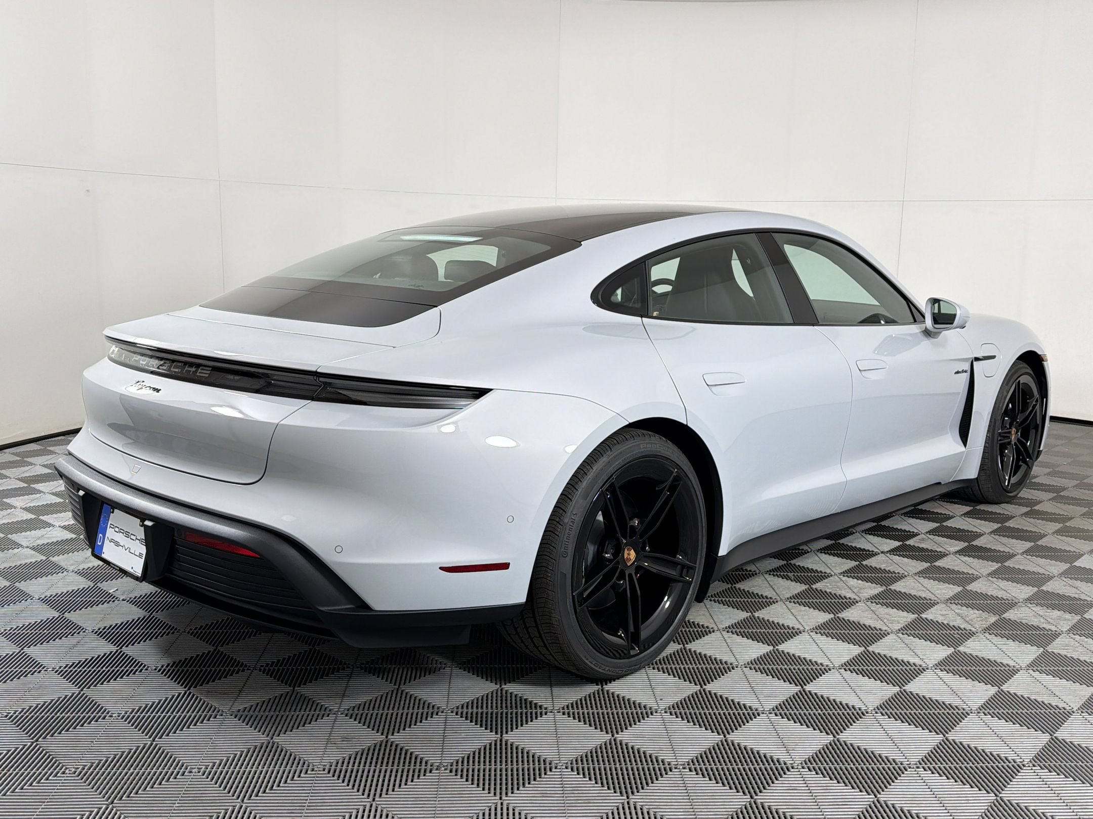 New 2026 Porsche Taycan AWD/4WD image 10