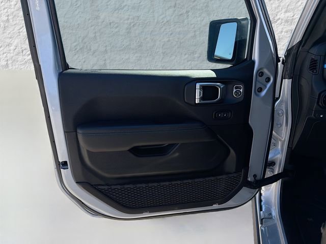 Used 2024 Jeep Wrangler High Altitude image 20