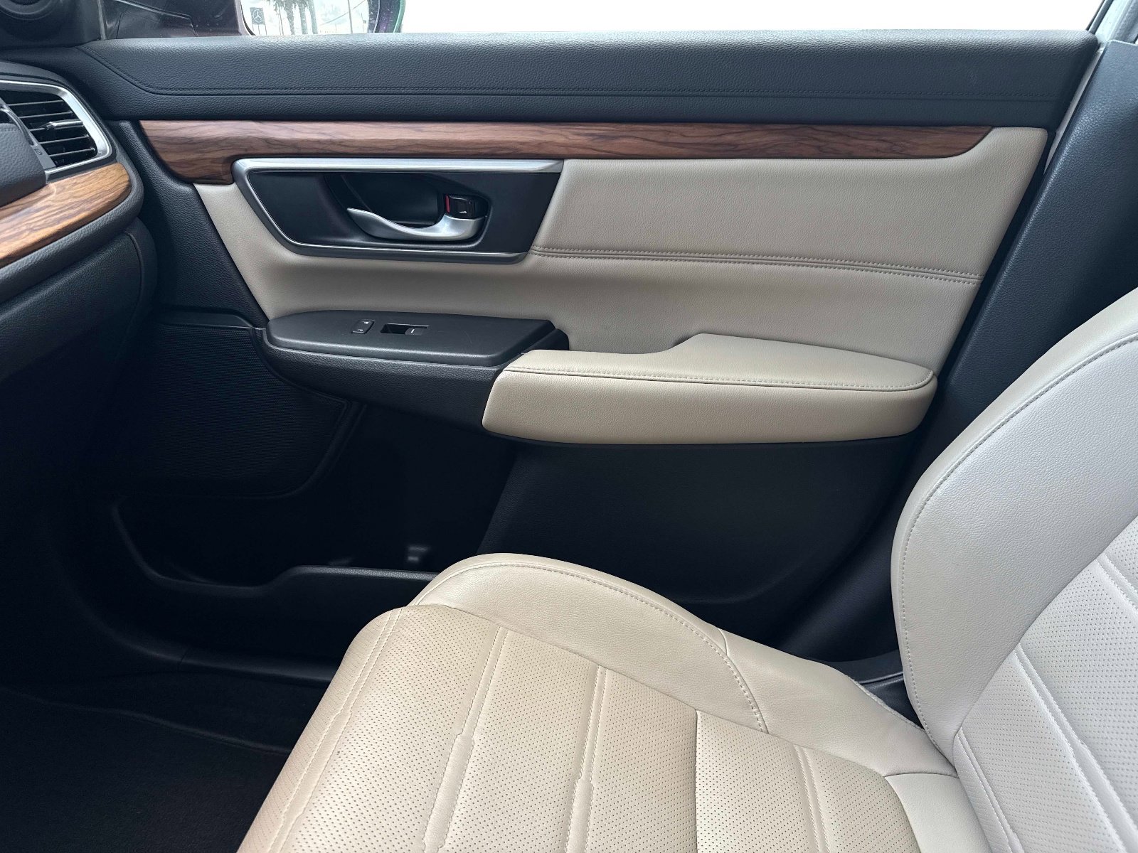 Used 2020 Honda CR-V EX-L image 24