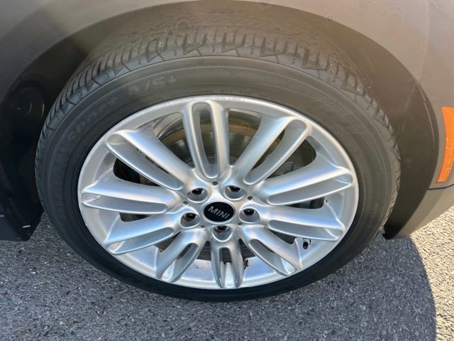 Used 2019 MINI Cooper S w/ Premium Package image 19