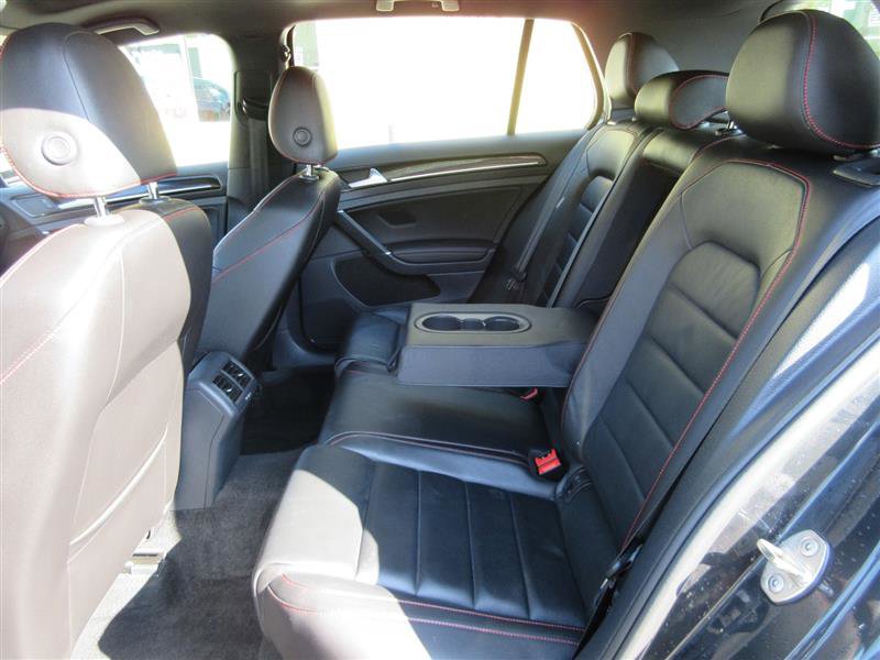 Used 2017 Volkswagen GTI Autobahn image 28