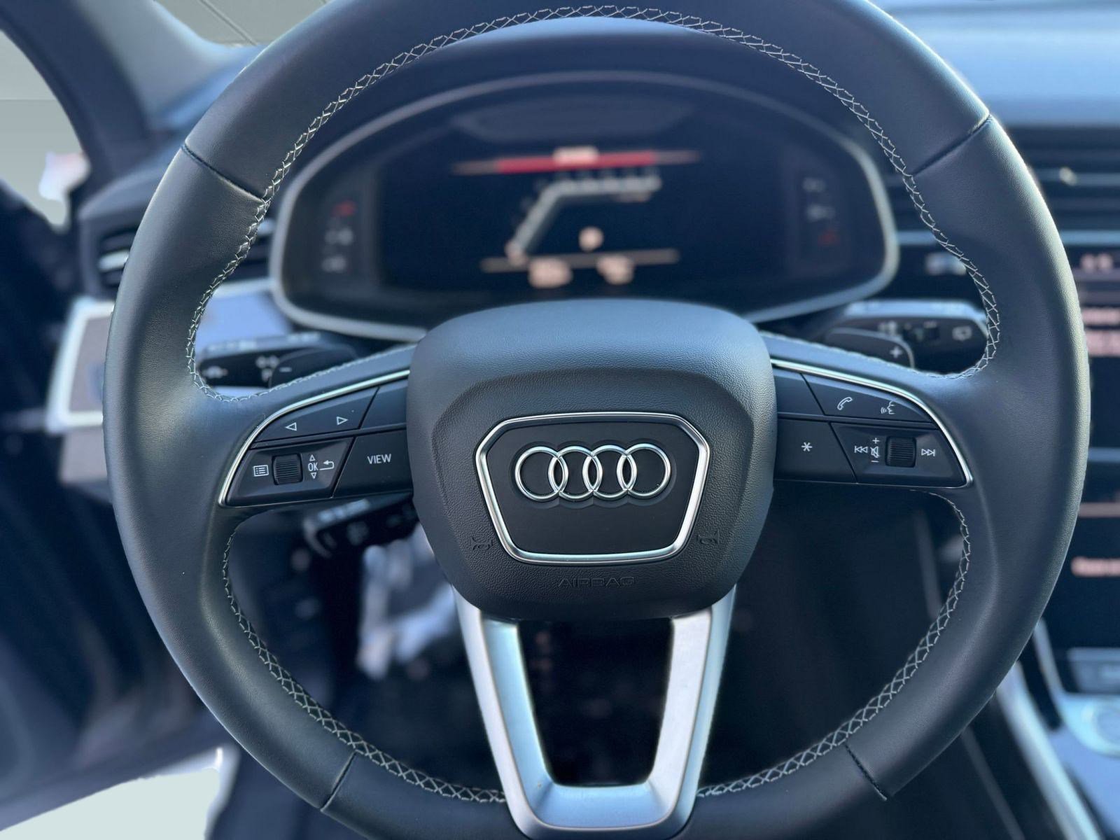 Certified 2025 Audi Q7 2.0T Premium w/ Convenience Package image 18