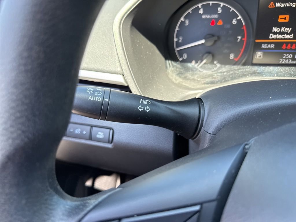 Used 2025 Nissan Altima 2.5 S image 24