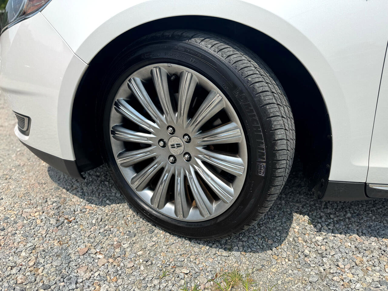 Used 2014 Lincoln MKS AWD w/ Equipment Group 101A image 10