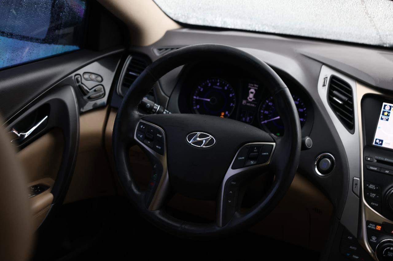 Used 2013 Hyundai Azera w/ Technology Pkg image 28