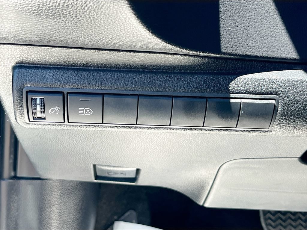 Used 2026 Toyota Corolla XSE FWD image 10
