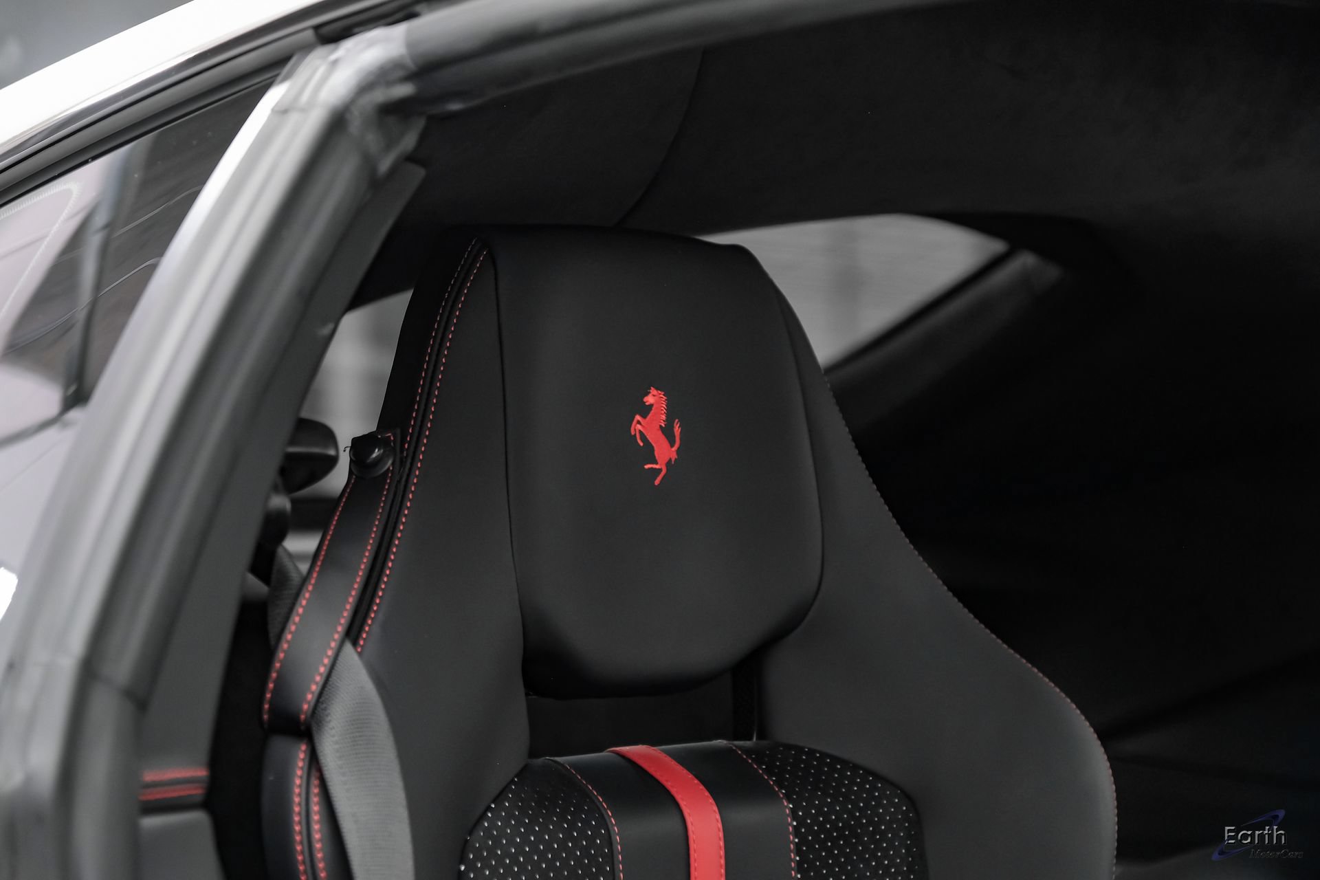 Used 2019 Ferrari 812 Superfast RWD image 63
