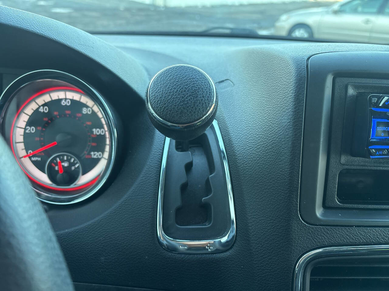Used 2014 Dodge Grand Caravan American Value Package FWD image 11