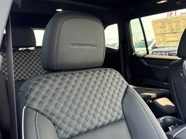 New 2027 GMC Acadia Denali FWD image 31