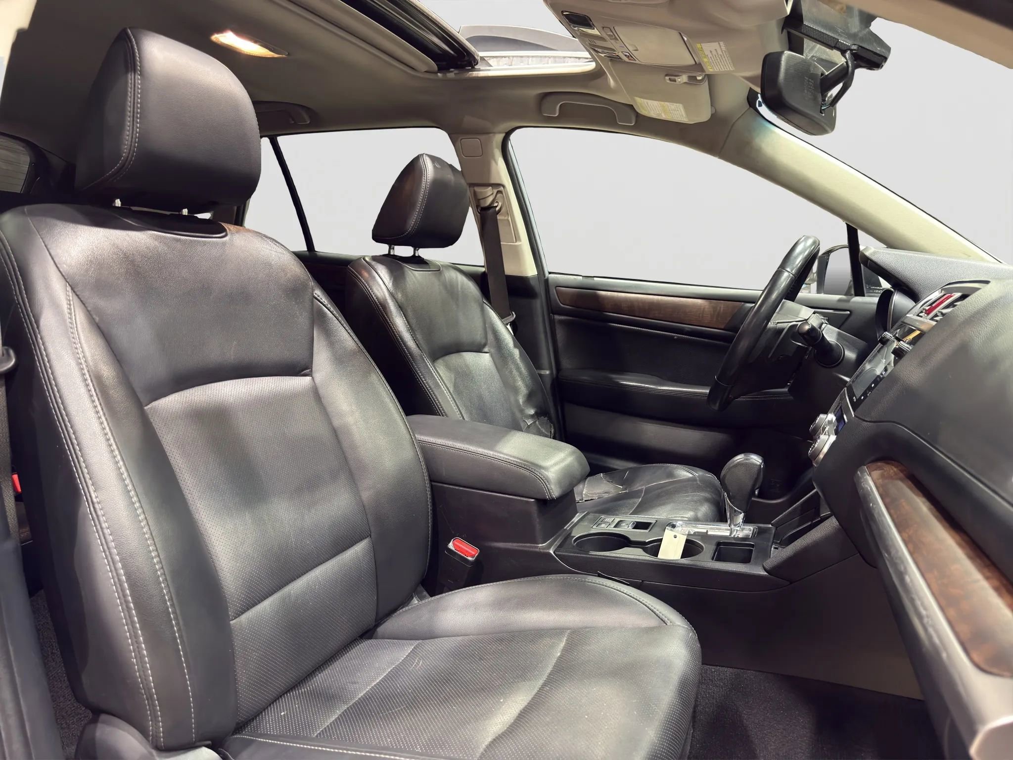 Used 2016 Subaru Outback 2.5i Limited image 16