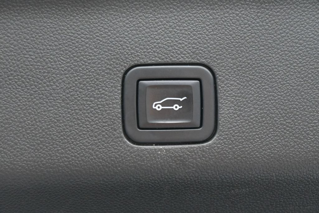 Used 2022 Chevrolet Tahoe High Country AWD/4WD image 30