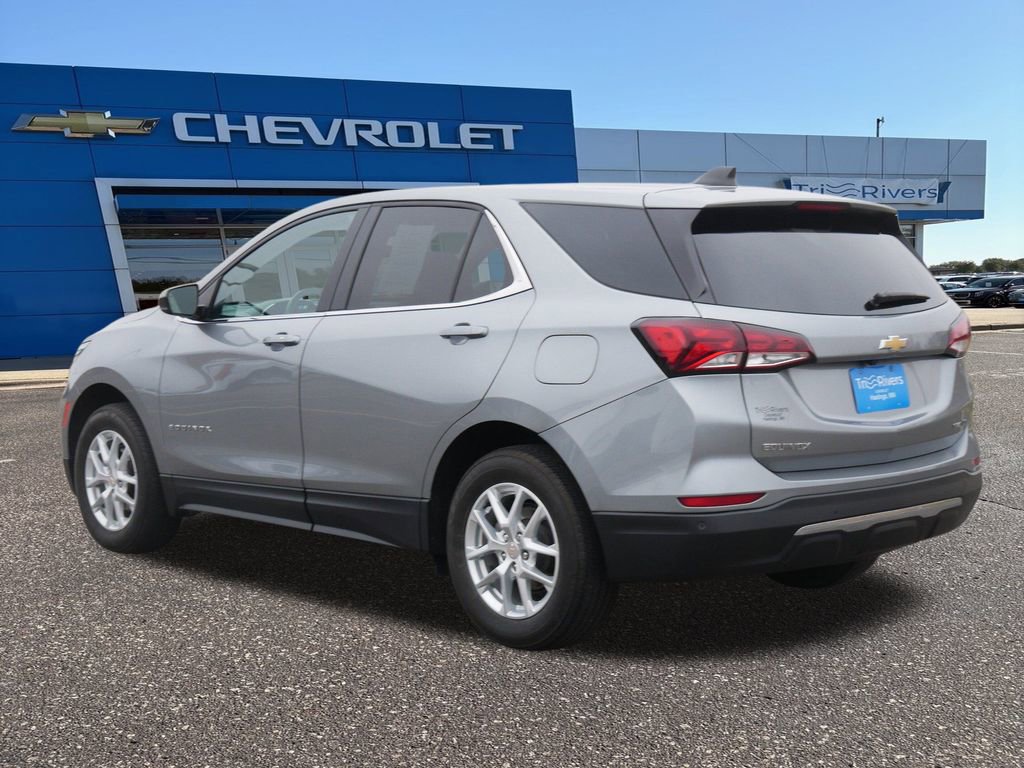 Used 2023 Chevrolet Equinox LT image 4