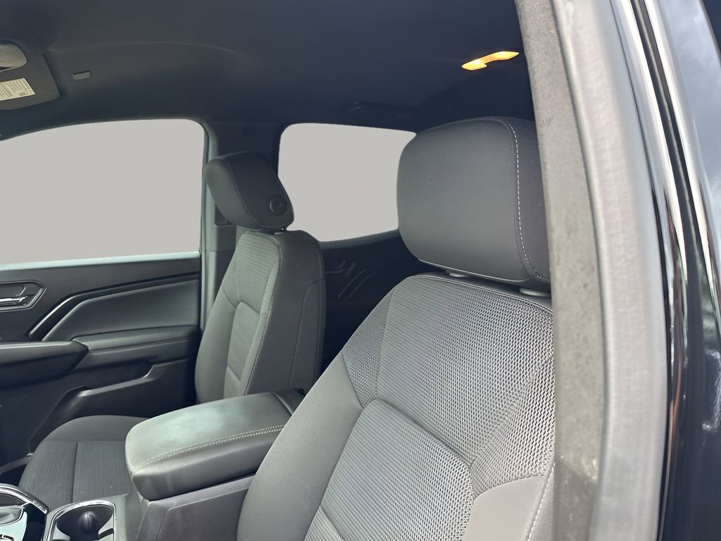 Used 2024 GMC Canyon Elevation w/ Convenience Package image 26