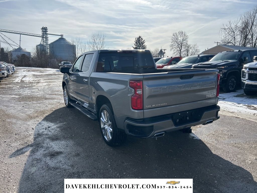 Used 2023 Chevrolet Silverado 1500 High Country w/ Technology Package image 3