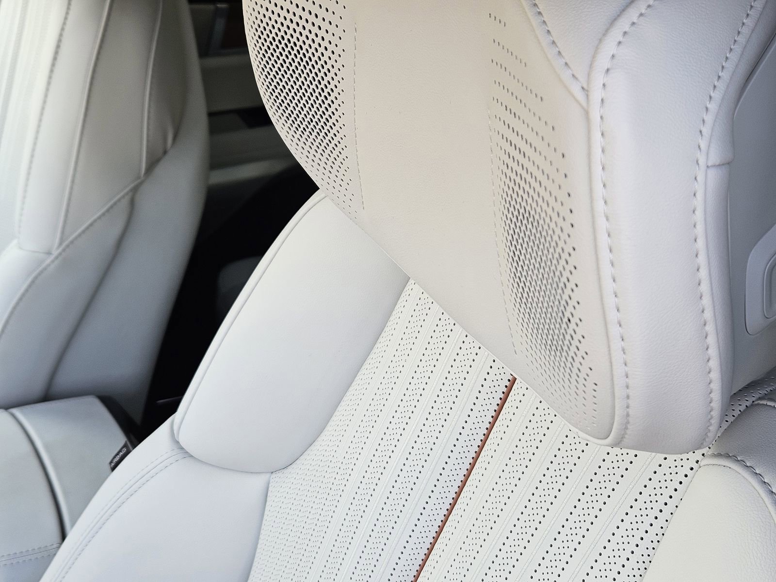 New 2026 Cadillac Vistiq Sport image 23