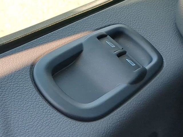 New 2025 Ford Transit 250 Low Roof image 23