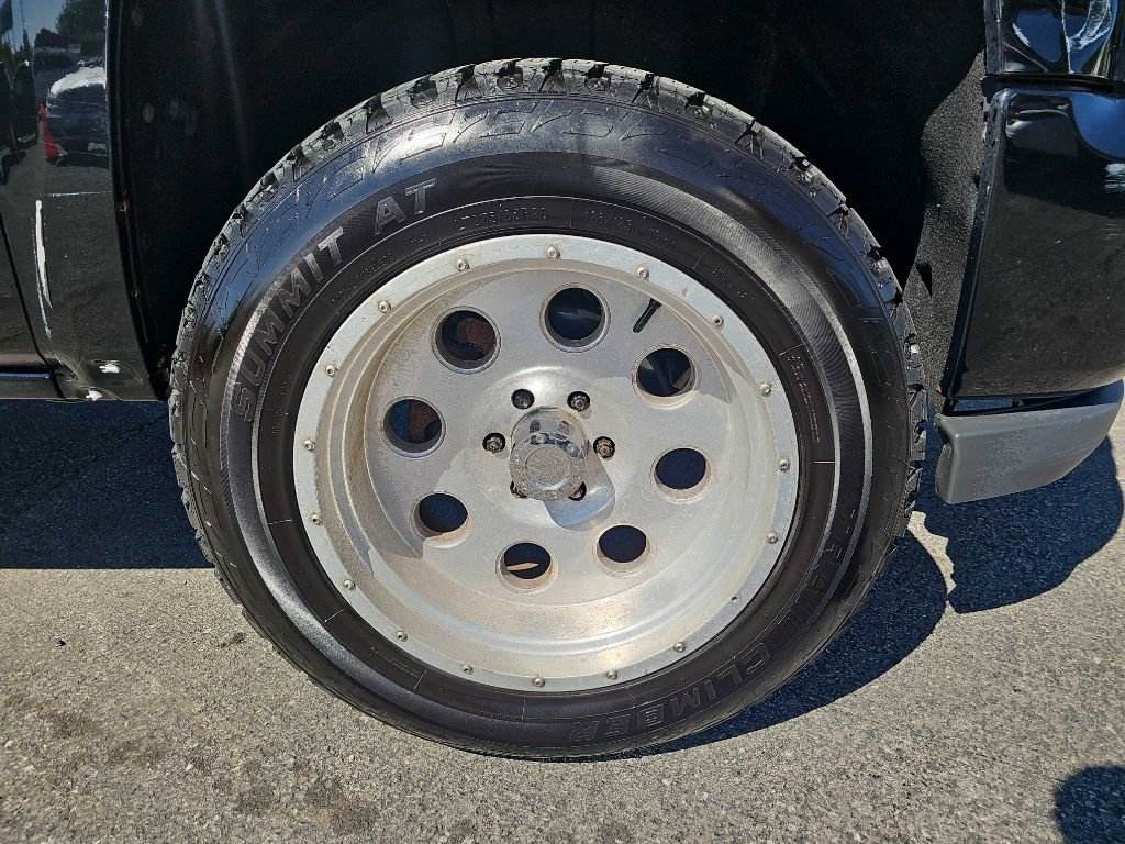 Used 2016 Chevrolet Silverado 1500 LT w/ All Star Edition image 21