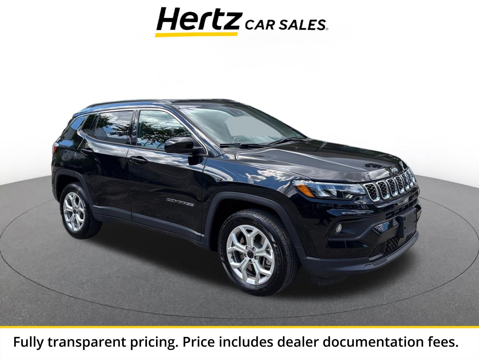 Used 2025 Jeep Compass Latitude AWD/4WD image 1