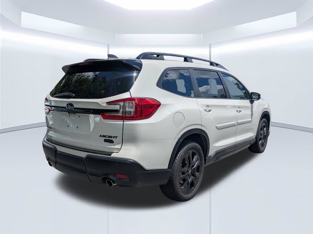 Used 2023 Subaru Ascent Onyx Edition AWD/4WD image 4