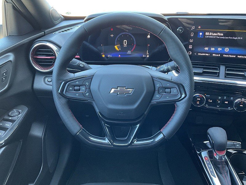 New 2026 Chevrolet Trax RS FWD image 15