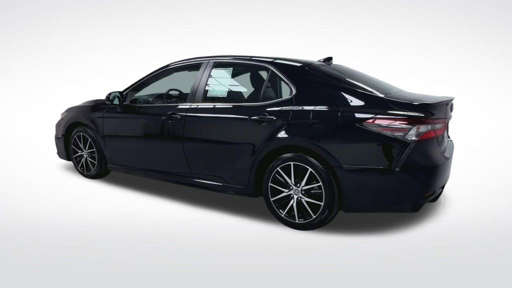 Certified 2023 Toyota Camry SE w/ Cold Weather Package FWD image 21