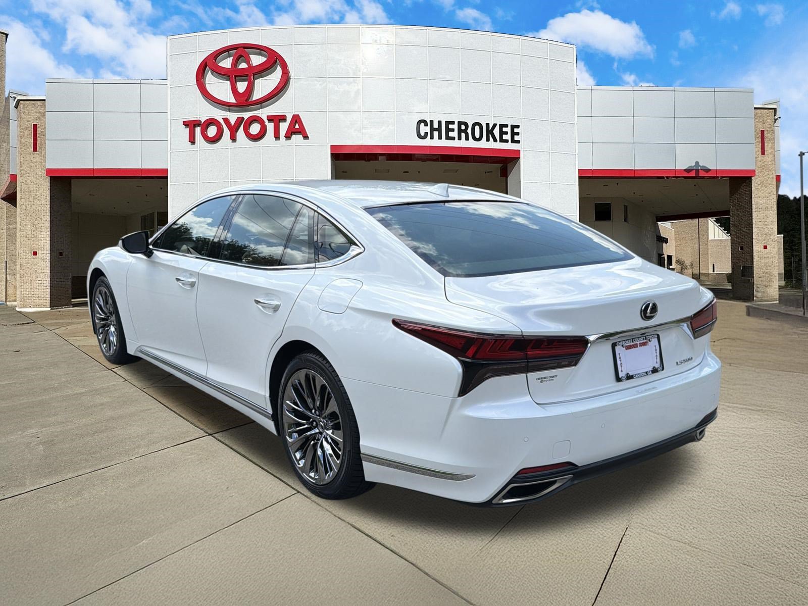 Used 2021 Lexus LS 500 w/ Accessory Package (Z2) RWD image 7