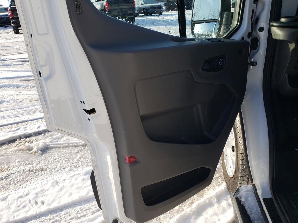 Used 2024 Ford Transit 250 Low Roof w/ Exterior Upgrade Package image 48