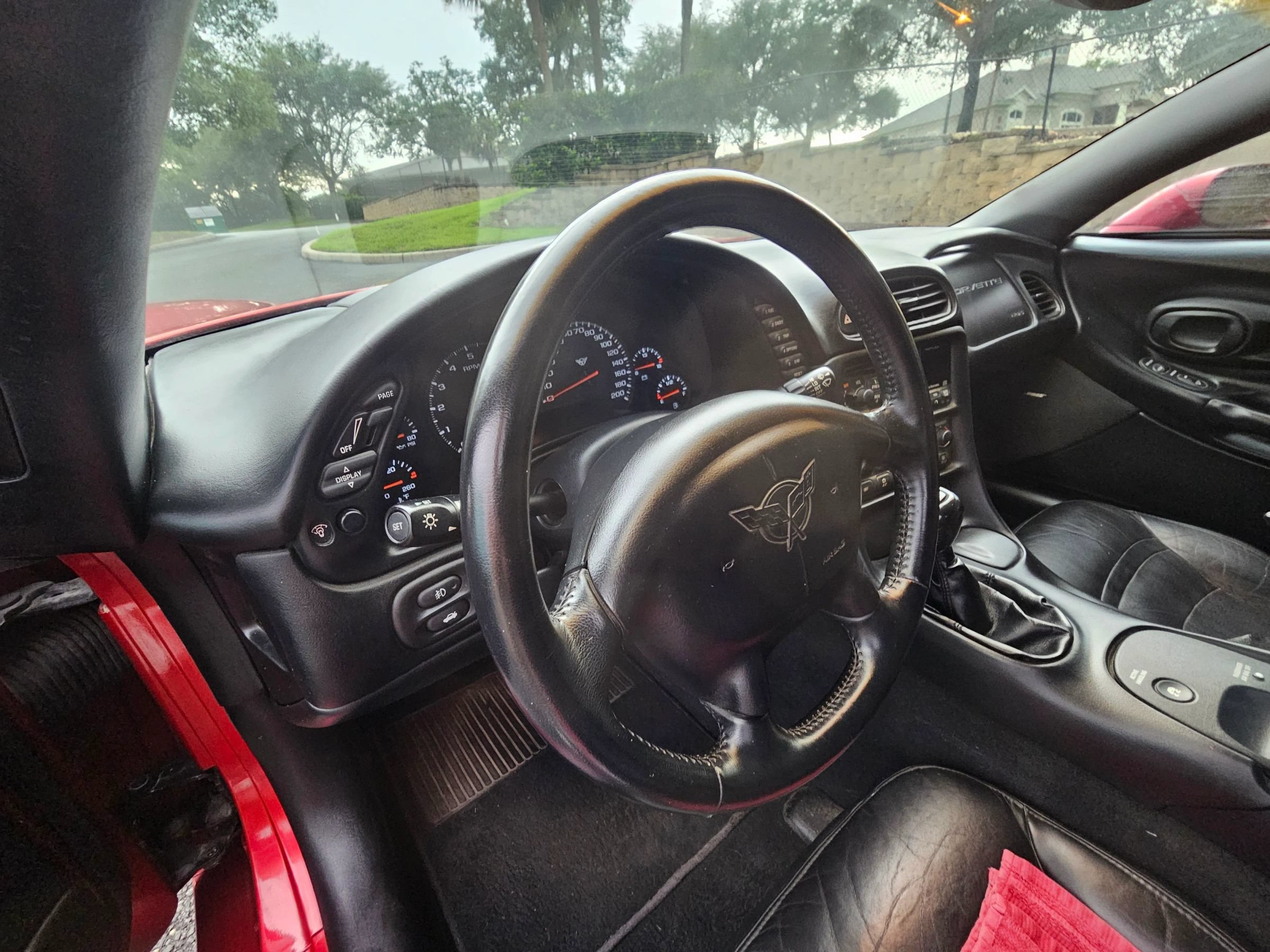 Used 2004 Chevrolet Corvette Convertible w/ Preferred Equipment Group RWD image 31
