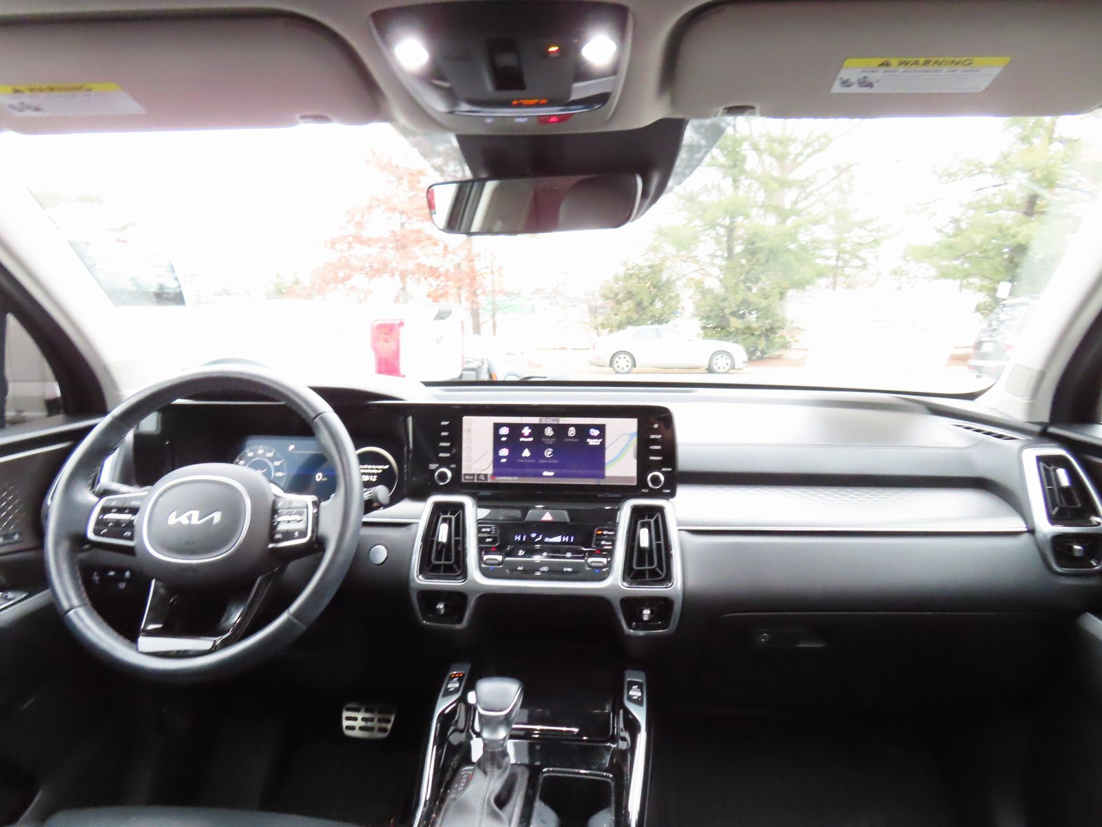 Used 2023 Kia Sorento SX image 14