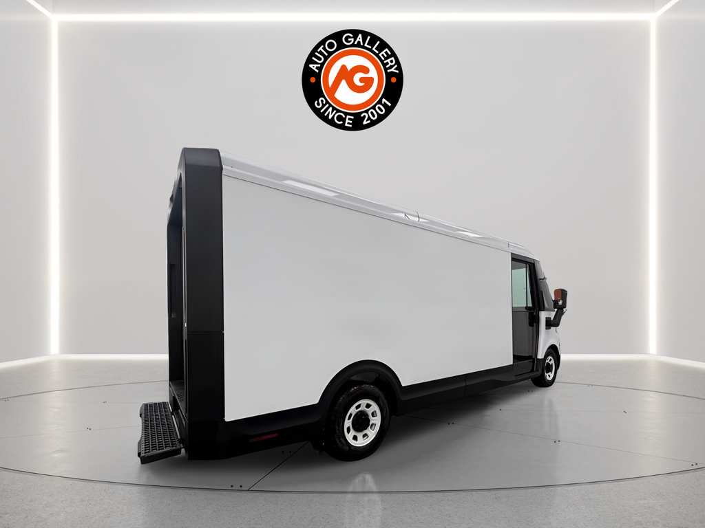 Used 2024 Chevrolet Brightdrop 600 w/ Commercial Equipment Package AWD/4WD image 7