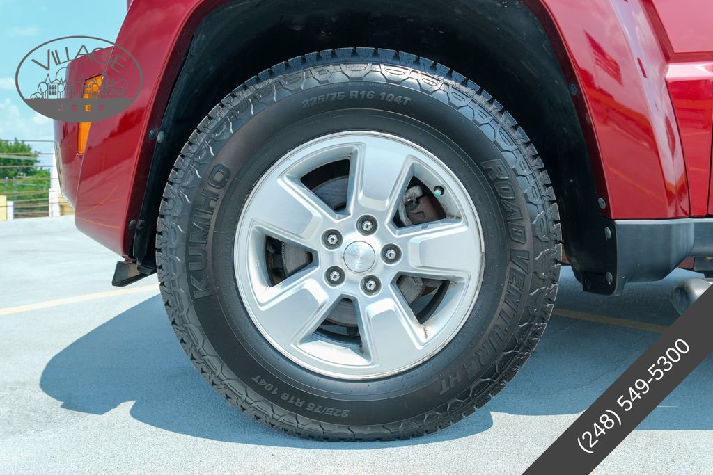 Used 2012 Jeep Liberty Sport w/ Popular Equipment Group AWD/4WD image 10