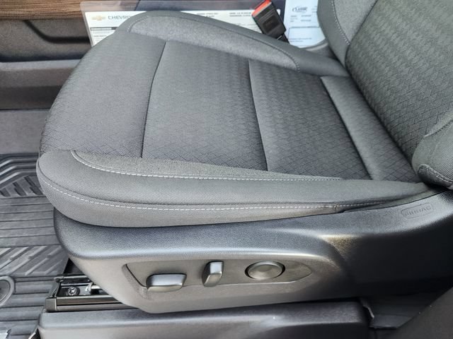 Used 2025 Chevrolet Silverado 1500 LT Trail Boss w/ Convenience Package II AWD/4WD image 26