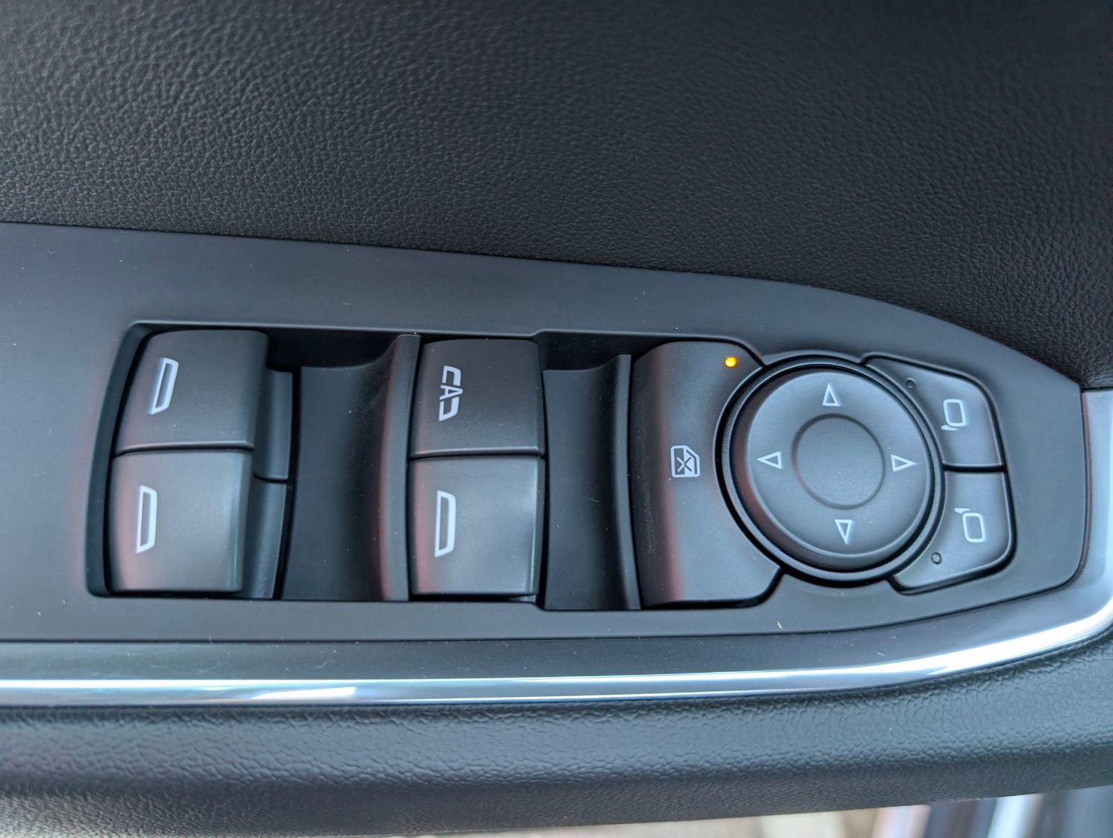 Used 2022 Chevrolet Silverado 1500 LT image 8