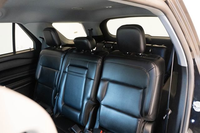 Used 2024 Ford Explorer XLT w/ Equipment Group 202A RWD image 16