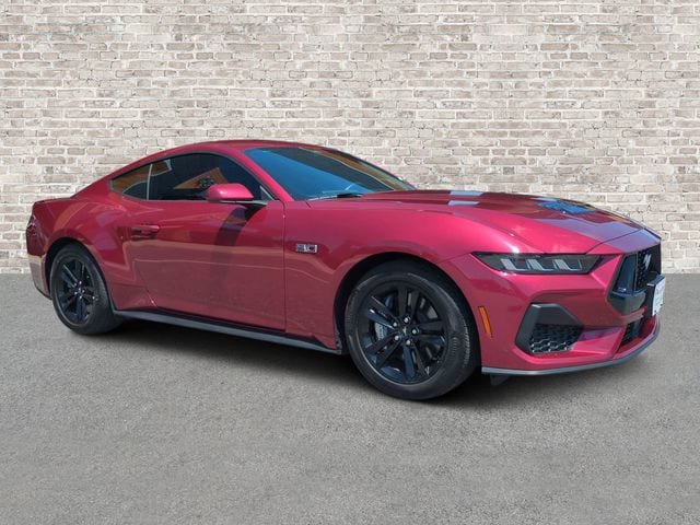 Used 2025 Ford Mustang GT RWD image 1