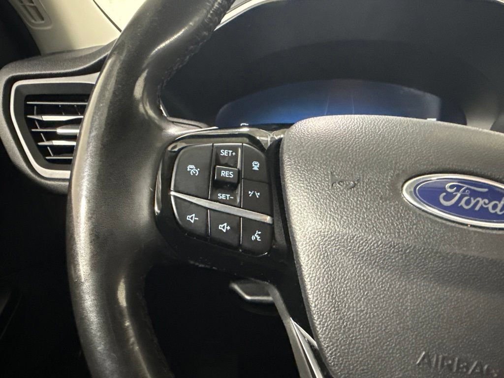Used 2023 Ford Escape SE w/ PHEV Premium Package FWD image 23