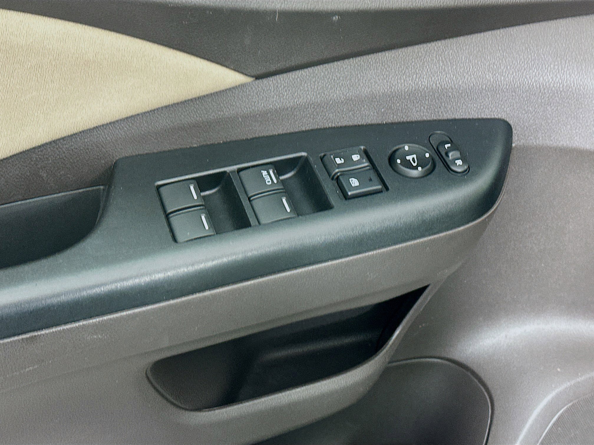 Used 2014 Honda CR-V EX image 15