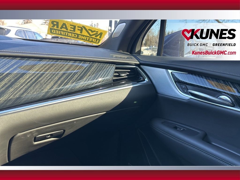 Used 2024 Cadillac XT6 Premium Luxury image 27