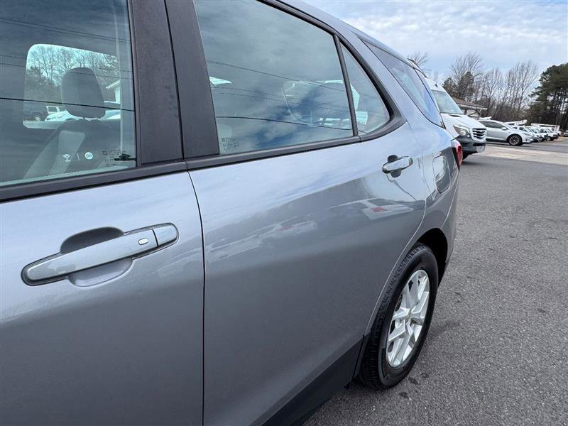 Used 2023 Chevrolet Equinox LS w/ LPO, Floor Liner Package image 14