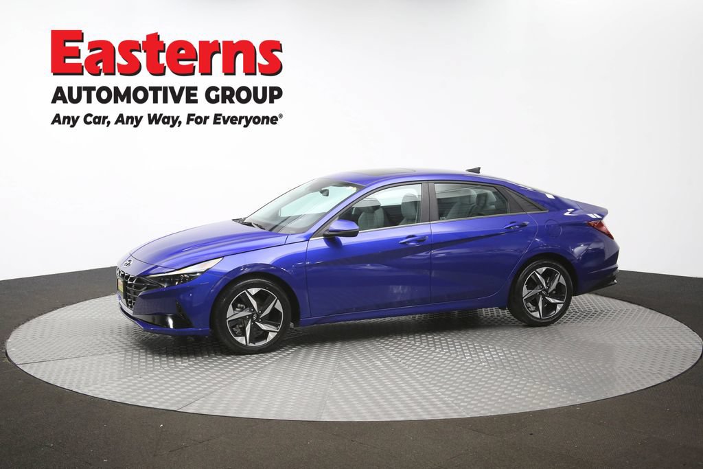 Used 2023 Hyundai Elantra Limited w/ Preferred Accessory Package FWD image 60