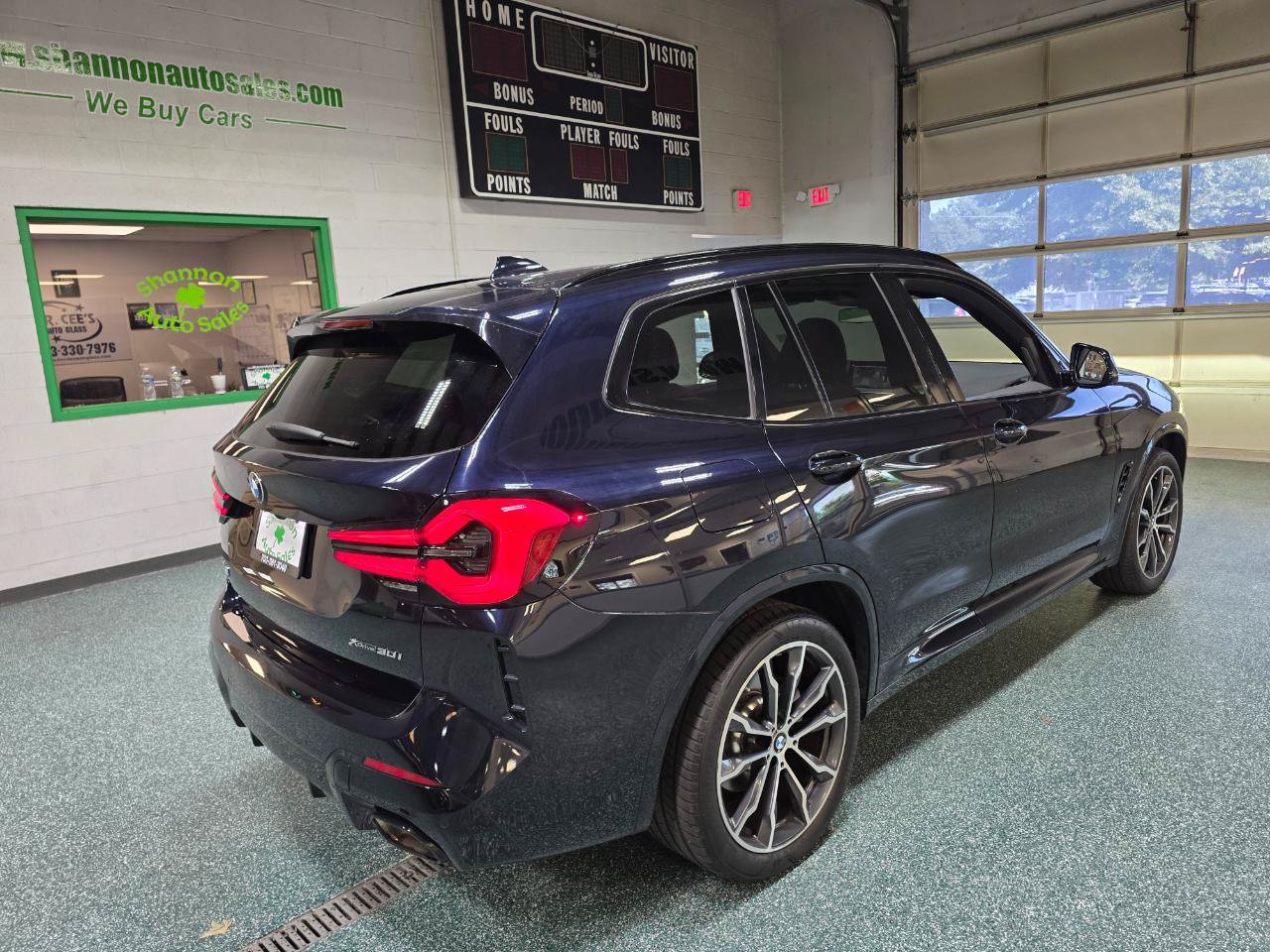 Used 2023 BMW X3 xDrive30i w/ M Sport Package AWD/4WD image 6