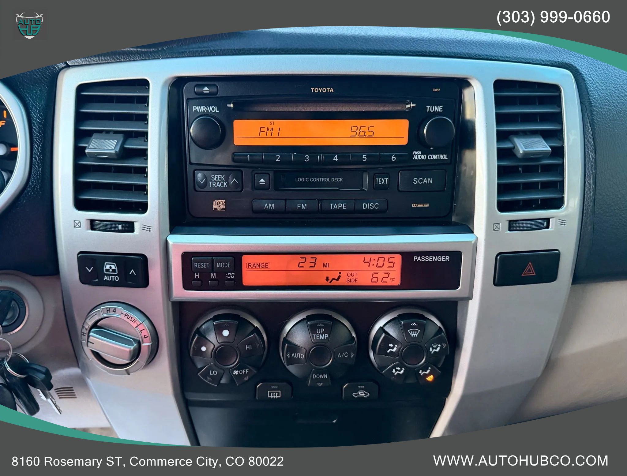 Used 2004 Toyota 4Runner SR5 AWD/4WD image 14